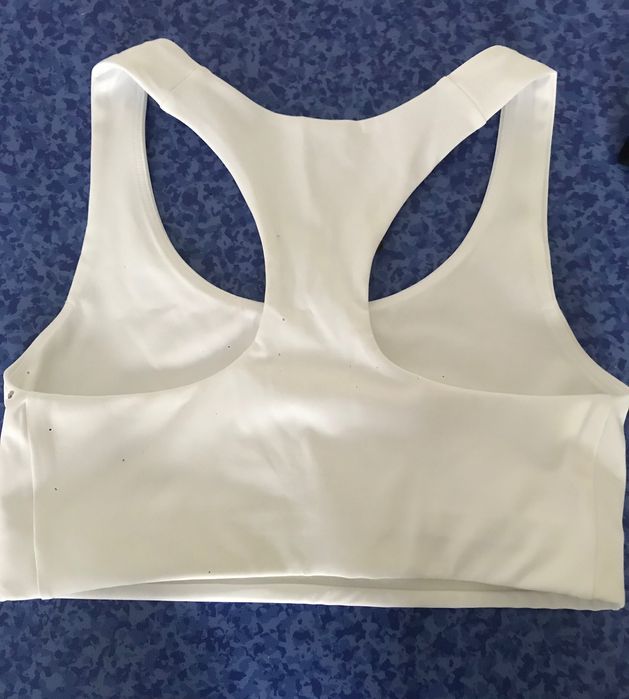 Бюстие и бекини номер S от HM