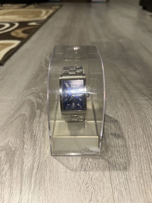 Часовници Hugo boss и Seko 5