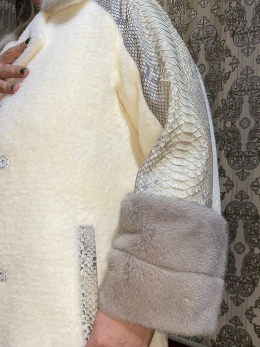 Верхний одежда норка, питон