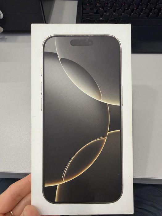 iPhone 16 Pro 1 tb Natural titanium