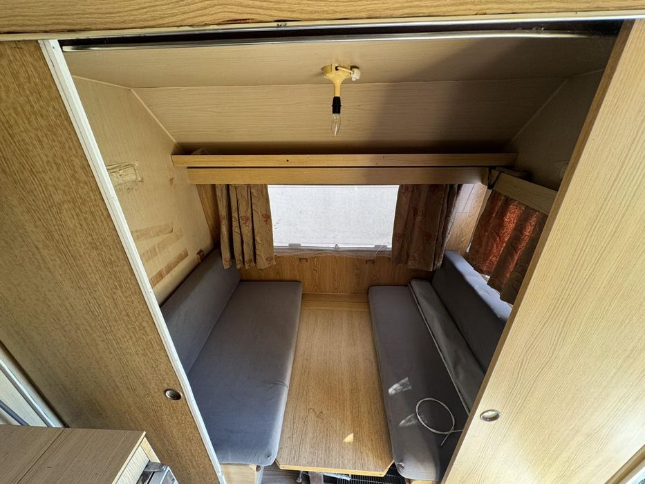 Продавам каравана 1200