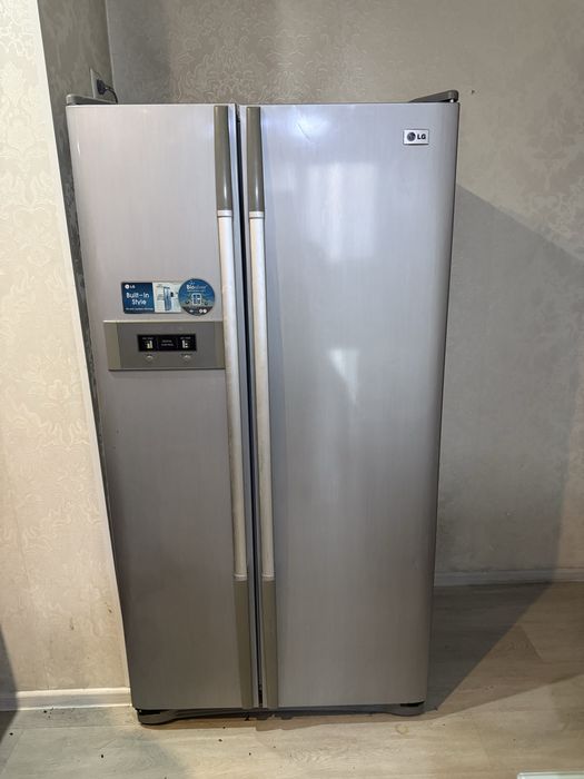 Продам холодильник