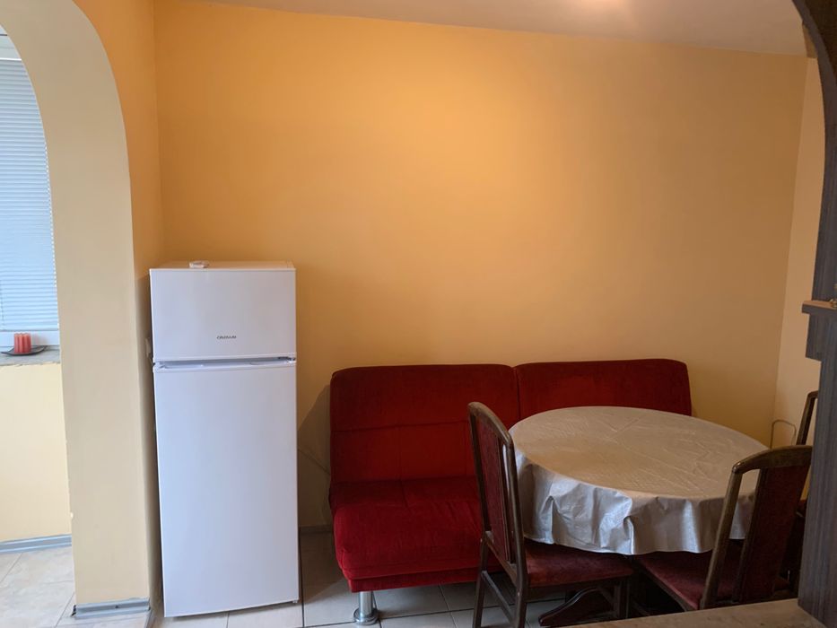 Дава се под наем Двустаен апартамент в Варна, Чайка - 74 кв.м за 408 € - Снимка #1