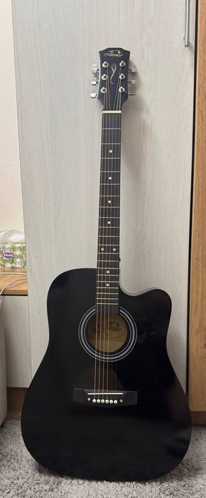 Гитара новая с набором