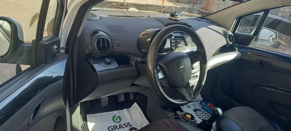 Spark 2017 2 pozitsya oldi o'ng krilo alishgan qolgani toza