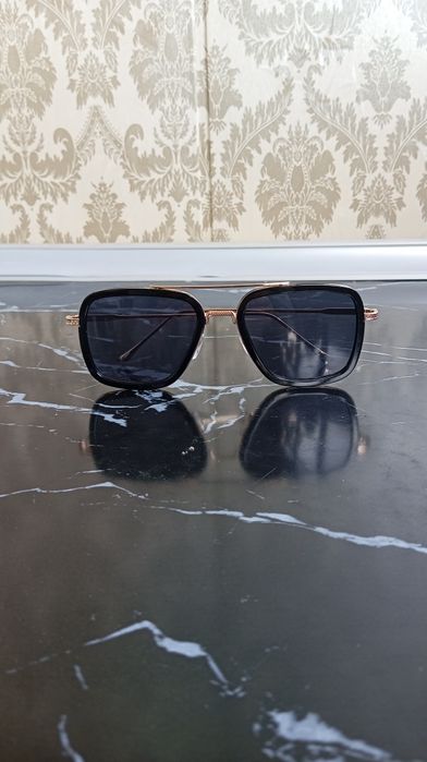 Tony Stark ko'zoynak