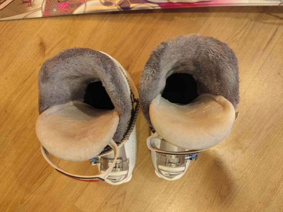 Ски, автомати и обувки 34/35 номер