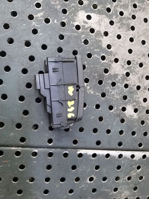 Buton blocare deblocare usi mercedes b class w246 a2049058402