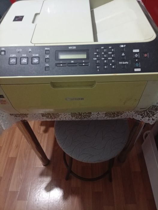 Продам принтер цветной