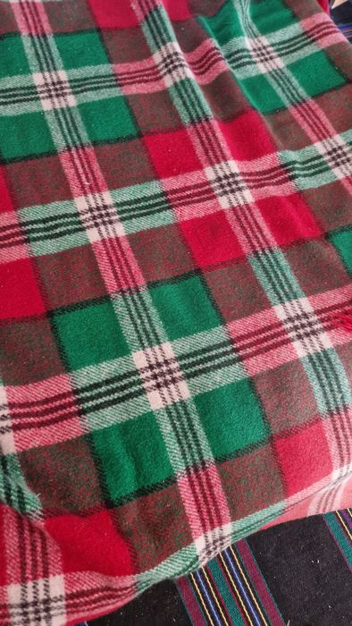 Родопски одеяла различни 34лв