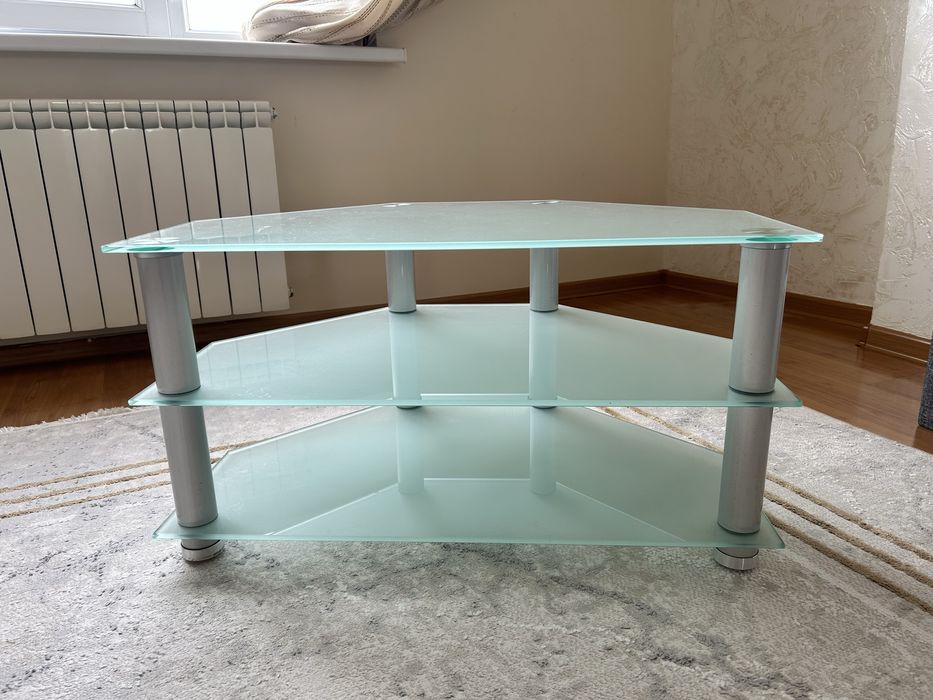 Продаю стеклянную подставку