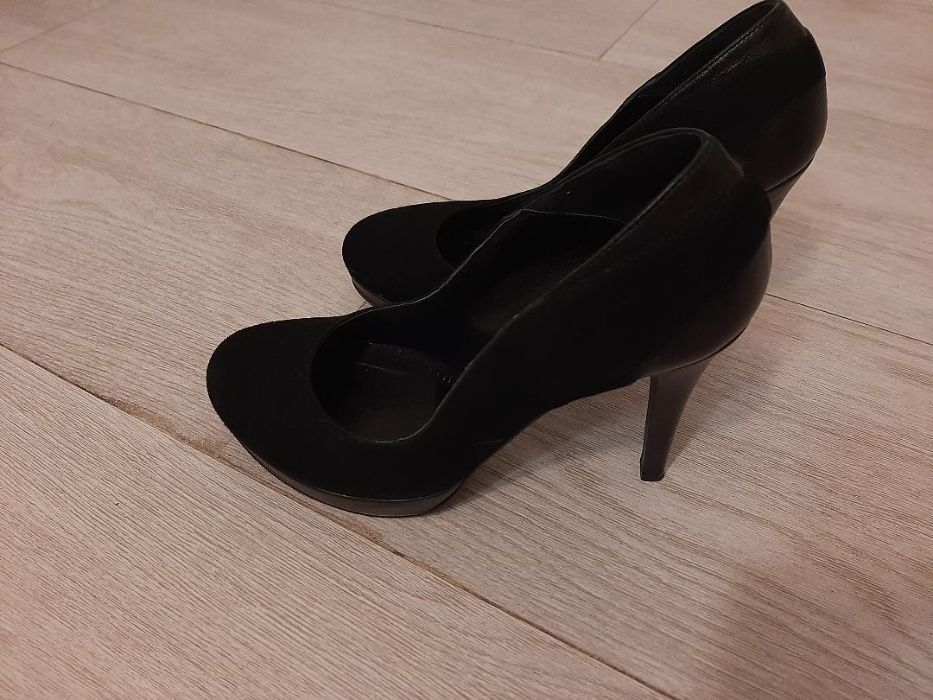 Pantofi piele intoarsa toc 10 cm , platforma, marimea 37 (aprox 37.5)