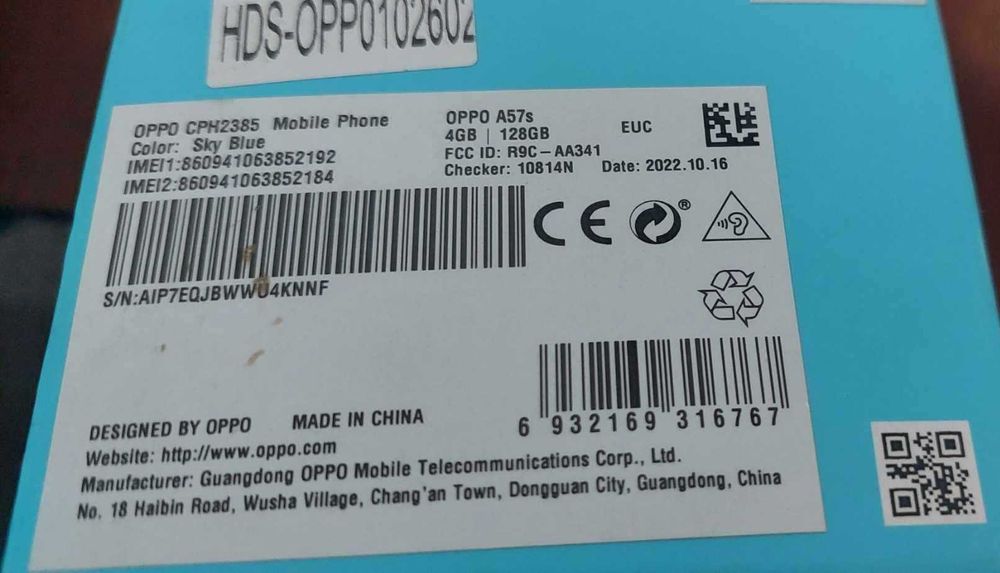 Vand telefoane Huawei  si Xiaomi