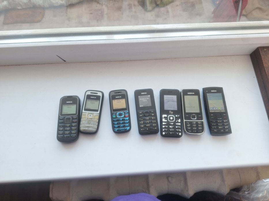 Продам телефоны для связи от 2 до 4к