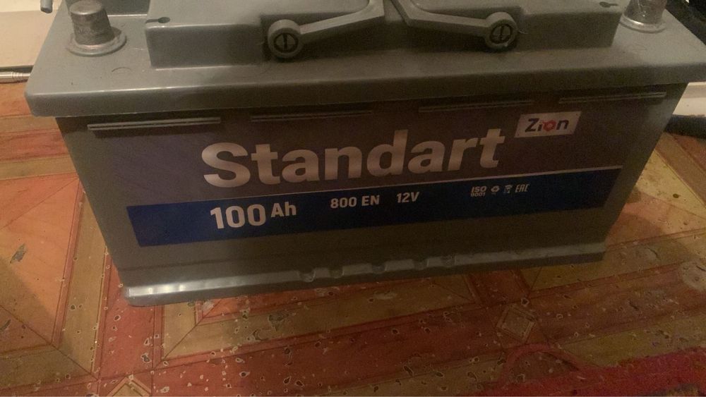 Солнечная панель с аккумулятором  на 100 вольт