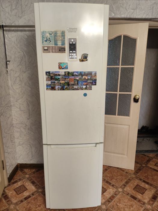 Холодильник «Hotpoint (Ariston»