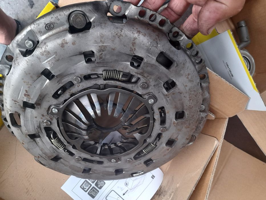 Съеденител притесканел феродов лагер помпа фиат дукато 3.0 Fiat dukato