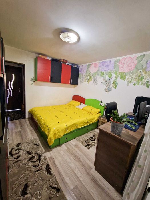 Apartament cu 3 camere