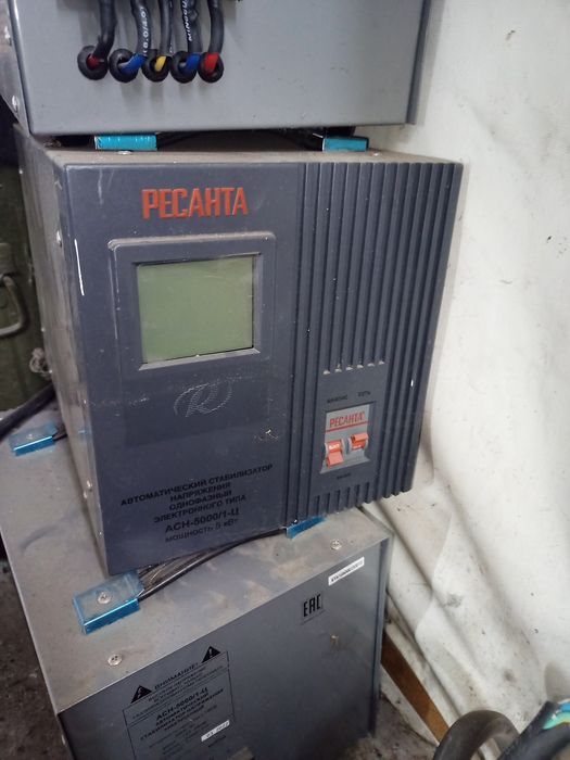 Продам стабилизаторы на 5 кв