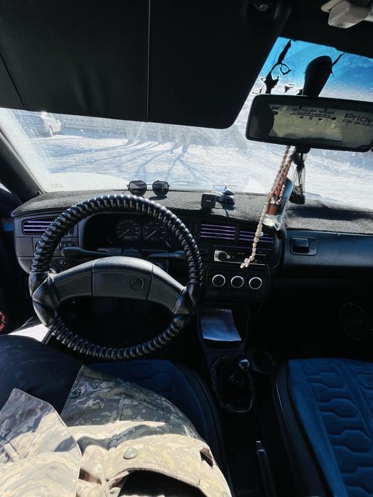 Продам гольф3 1.6 абу