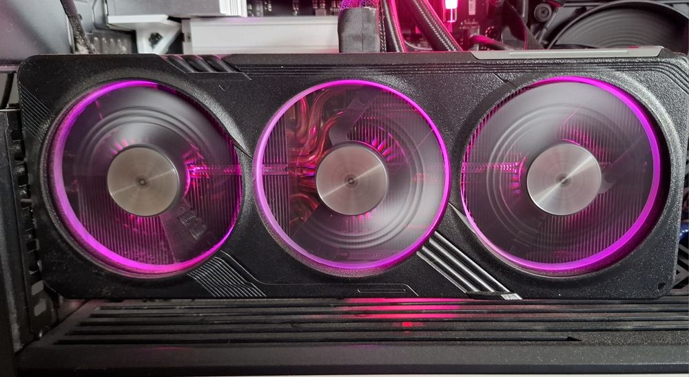 Placa Video GIGABYTE 4070 TI Super Gaming  OC