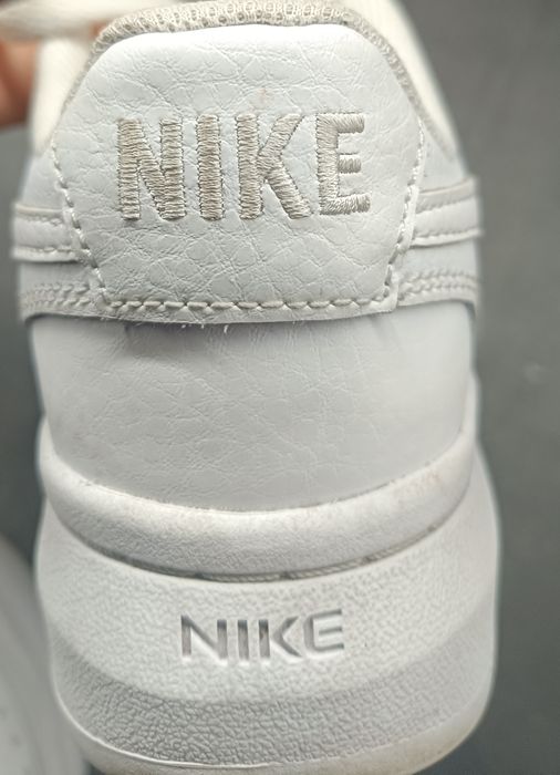 Маратонки  NIKE court vision