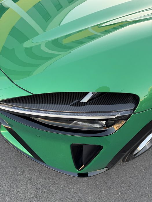 Xiaomi YU7 Max v nalichii