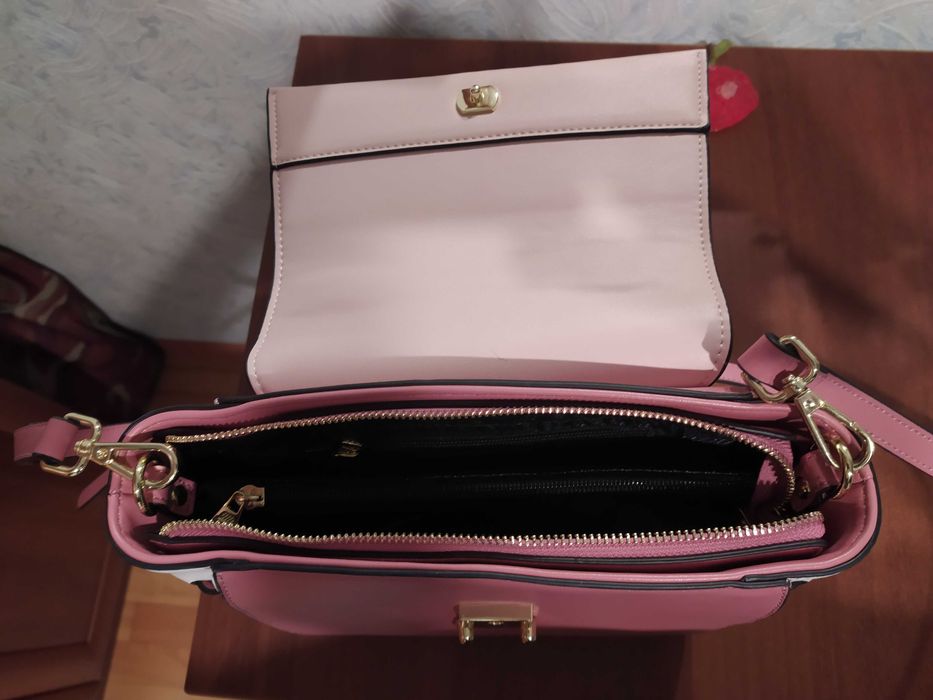 Сумка Baggini новая продам