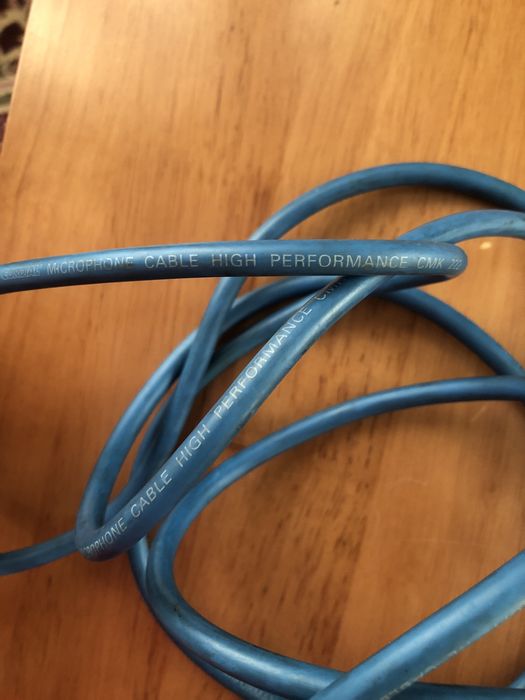 Микрофон динамический LG  ACC-M900K