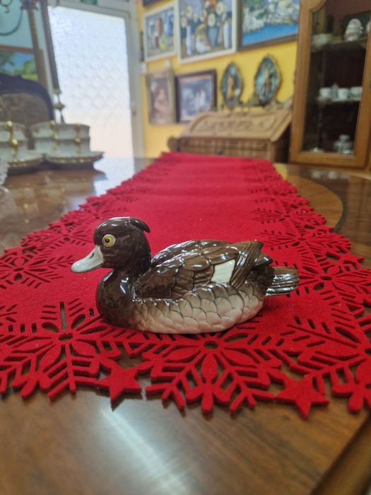 Уникална антикварна немска порцеланова фигура Goebel