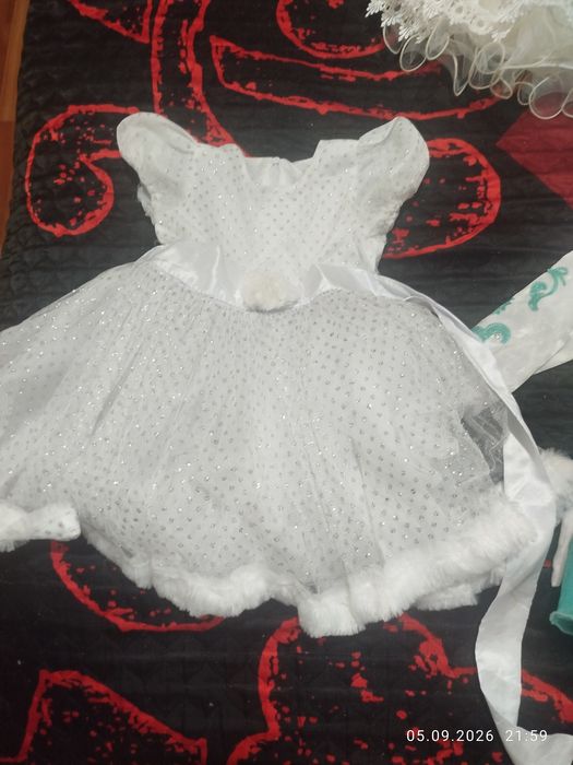 Продам детские платья на годик