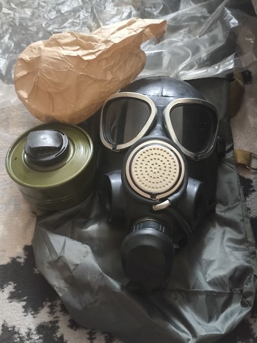 Противогазы разные СРОЧНО