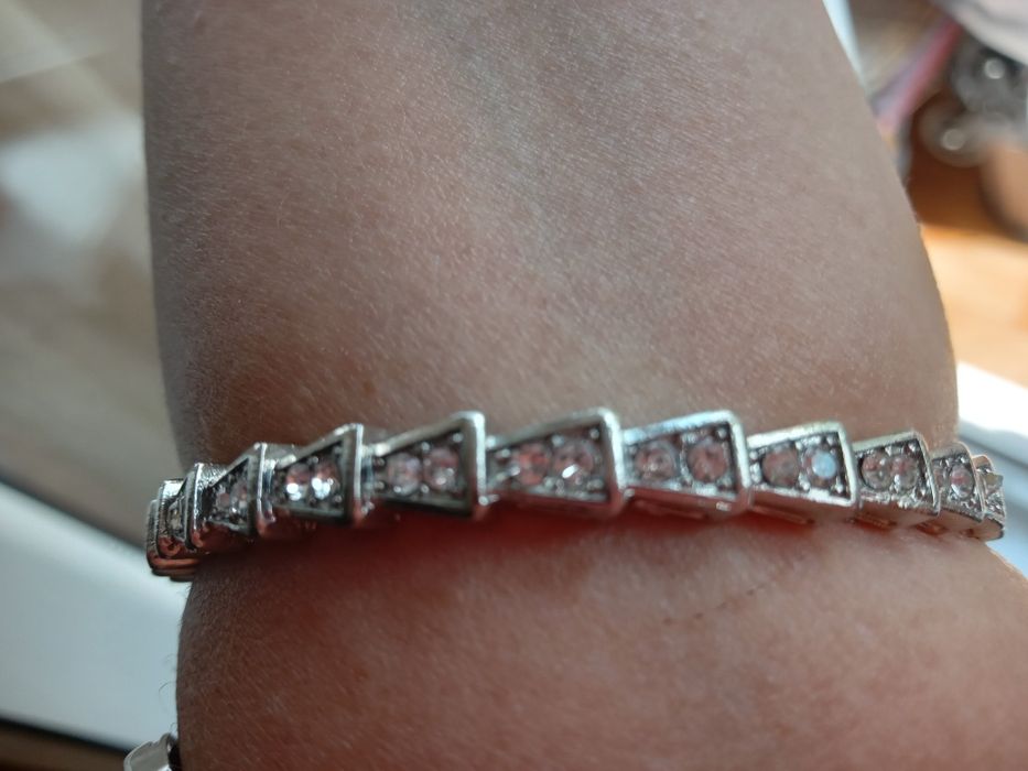 Продам ювелирное украшение