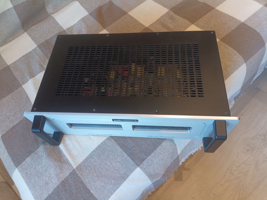 Лампов пред Audio Research SP17