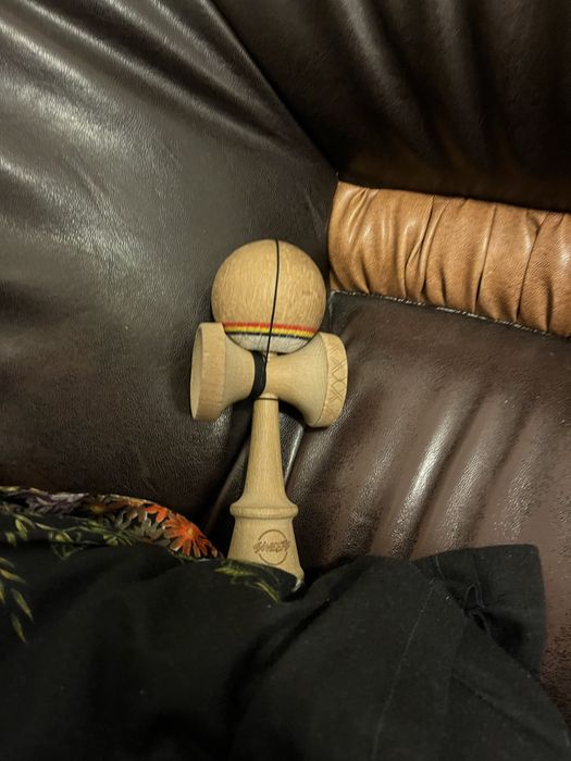 Kendama broken shape romania(editie limitata)