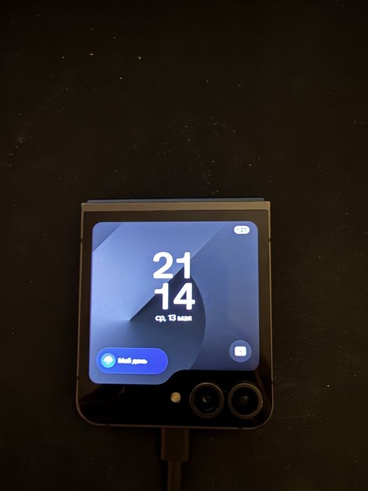 Samsung Galaxy Z Flip 6