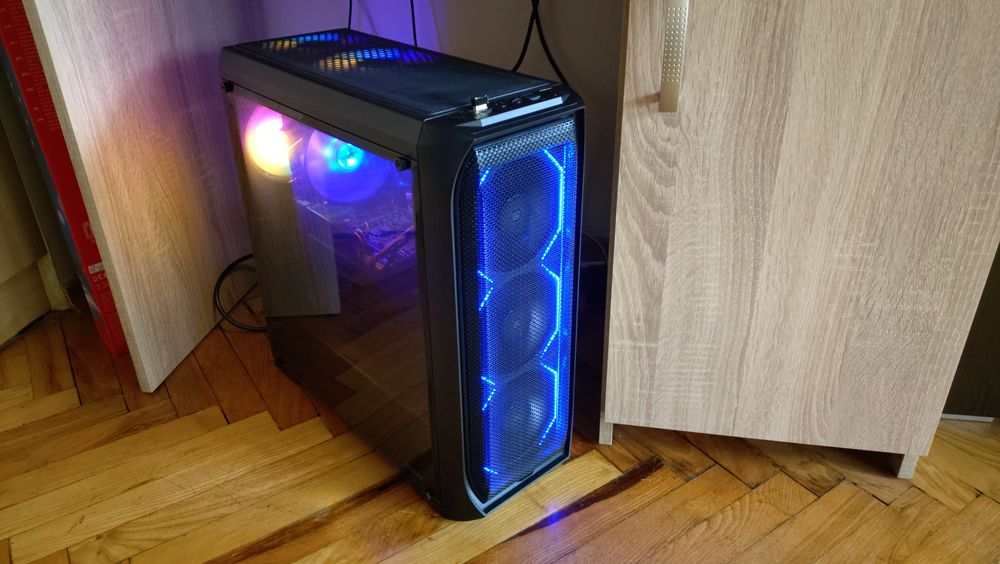 Геймърски компютър (Xeon 8-нишки / GTX 760 / 16GB RAM / SSD) – ПЕРФЕКТЕН