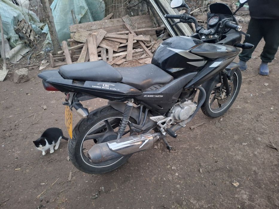Honda  cbf 125 cmc