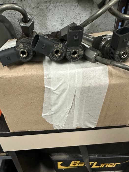 Injectoare bmw  in stare buna de functionare