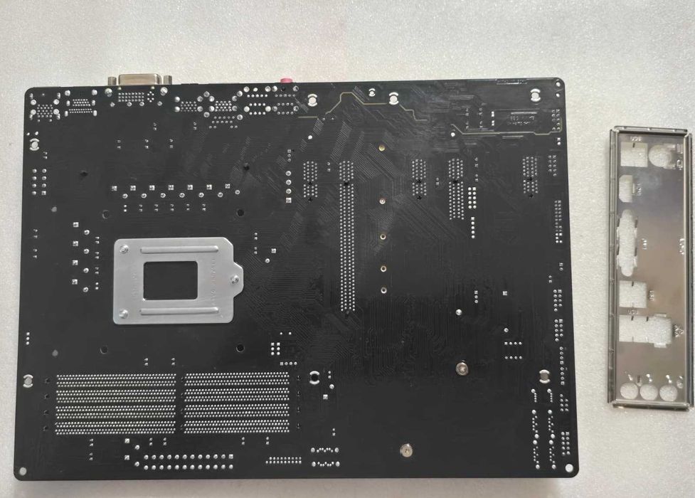 Placa de baza ASRock Z170 Pro4S, LGA1151, DDR4, PCI-E, USB 3.0