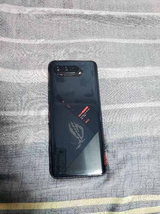 Asus Rog Phone 5s