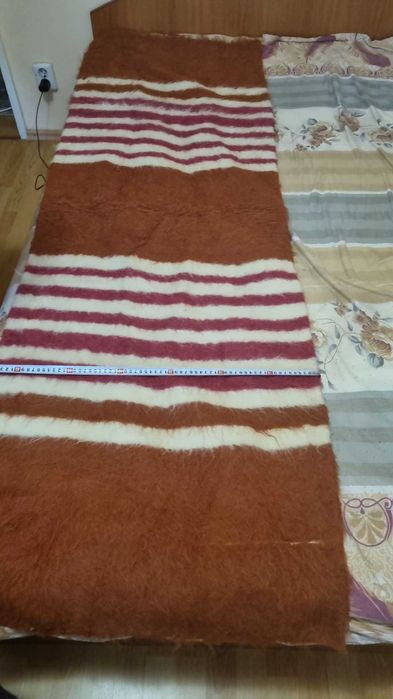 Vand cergi maramures,pături de lâna, cuverturi lucrate manual