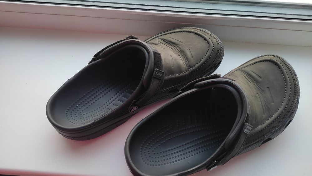 Продам Crocs цена 5000