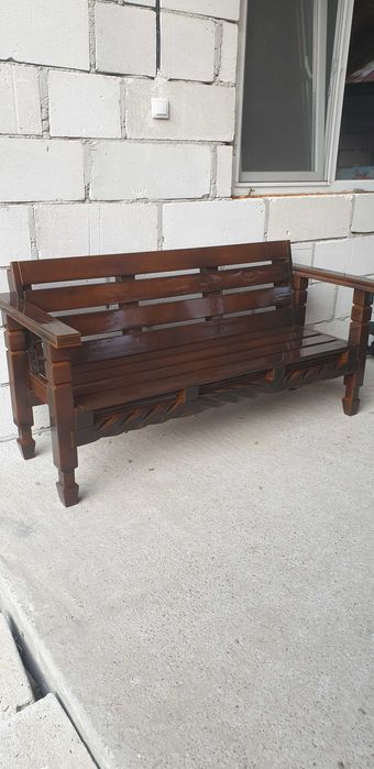 Stâlpi,bancute Sculpate Manual! Piese Unice pentru spatiul tau!