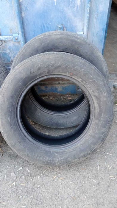 Продам летнюю резину комплект 4 шт