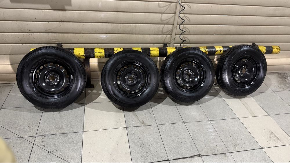 Продам резину на кобальт