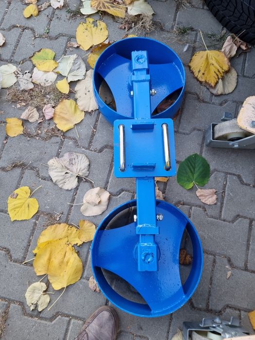 Roata dubla plug reversibil reglabila import preț 850 lei se poate tri