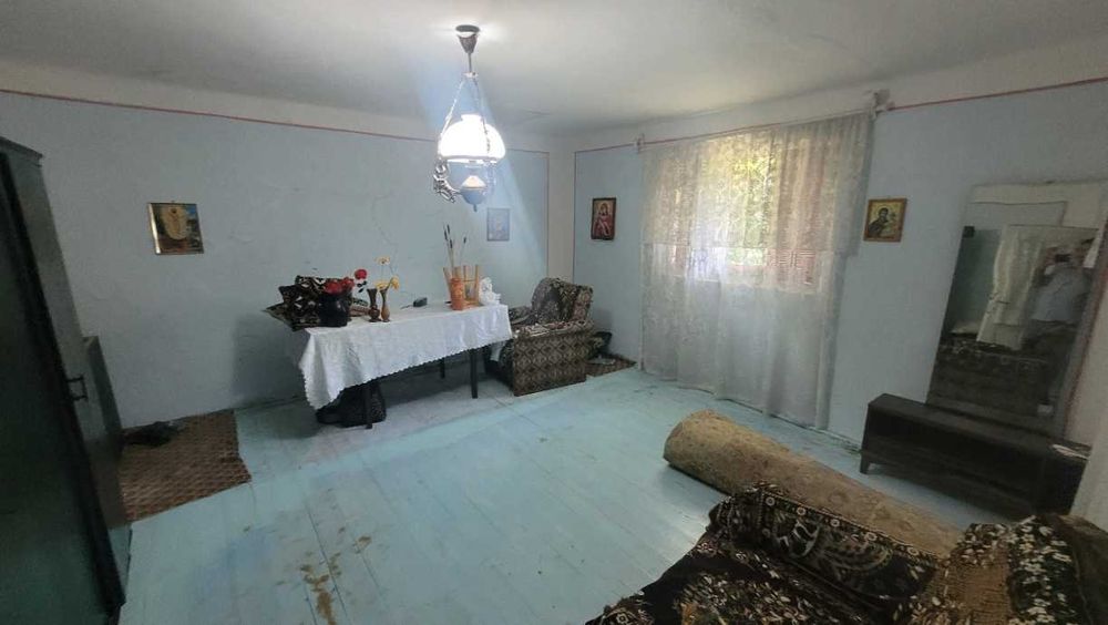 Teren PREMIUM 1904 mp + Casă bâtrânească -  Matca, jud. Galați – Semicentral, toate utilitățile la poartă, curent activ, asfalt