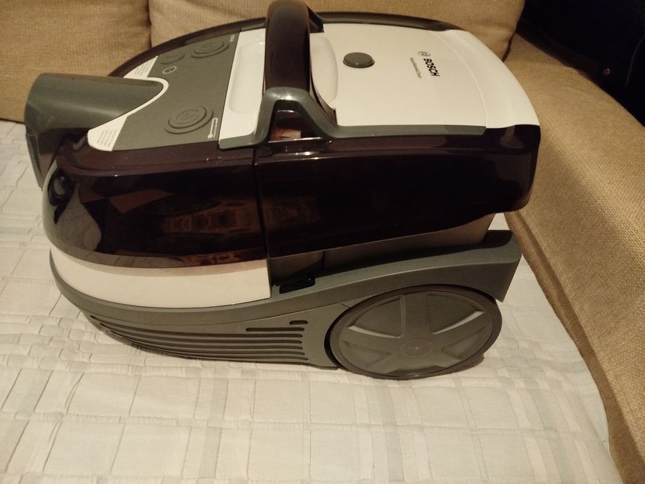 Aspirator cu spălare Samsung