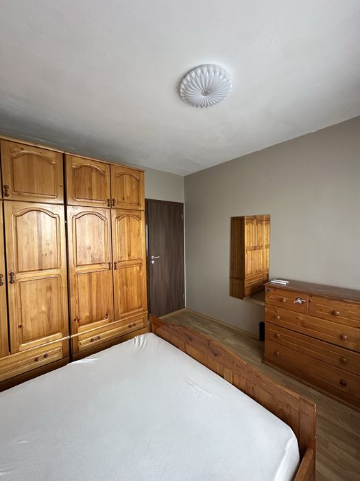 Дава се под наем Тристаен апартамент в София, Редута - 67 кв.м за 561 € - Снимка #1